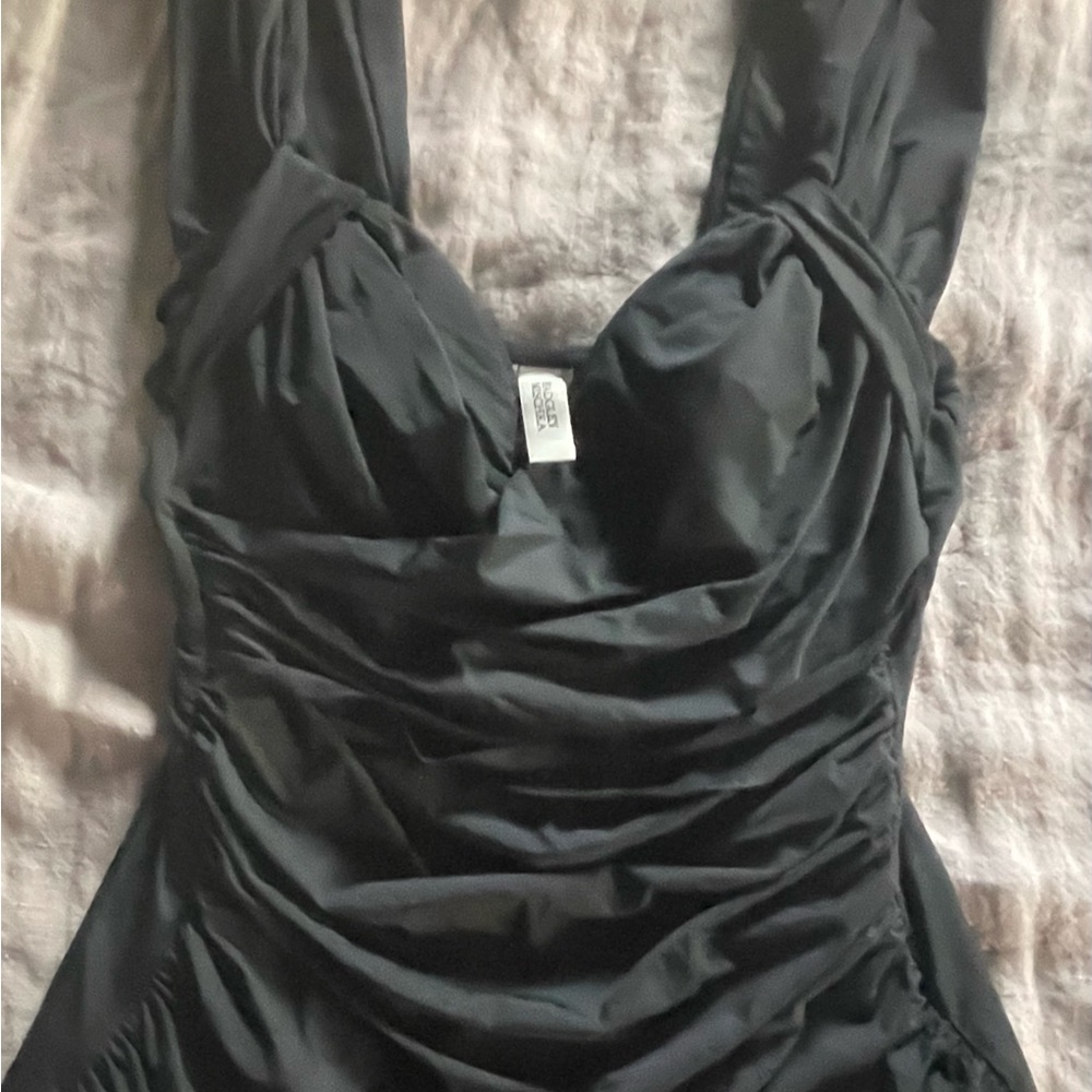 Badgley Mischka Elegant Black One-Piece Swimsuit